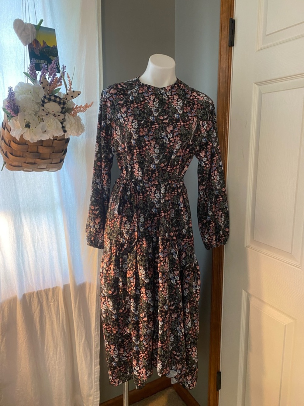 the alley Floral Long Sleeve Midi Dress in Black and Pink